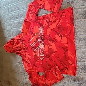 Adidas sweatshirt - Red camo, kids large.